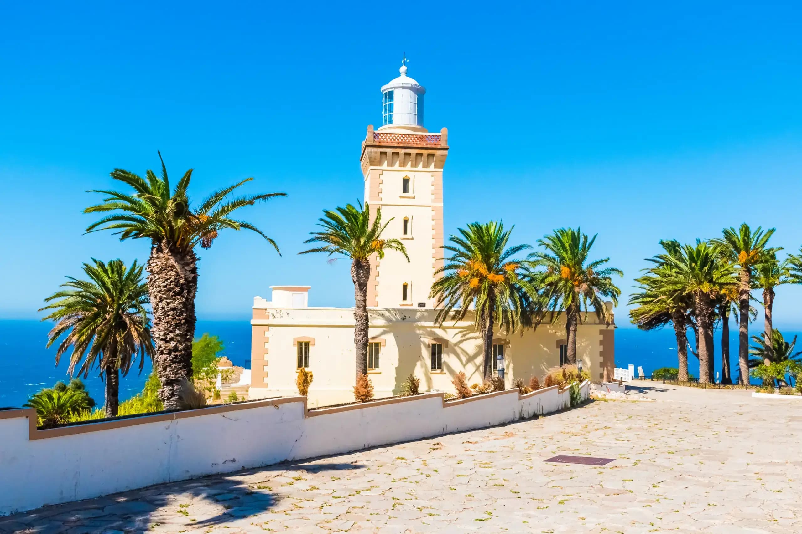 Cap Spartel : légendes, phare et harmonie océanique